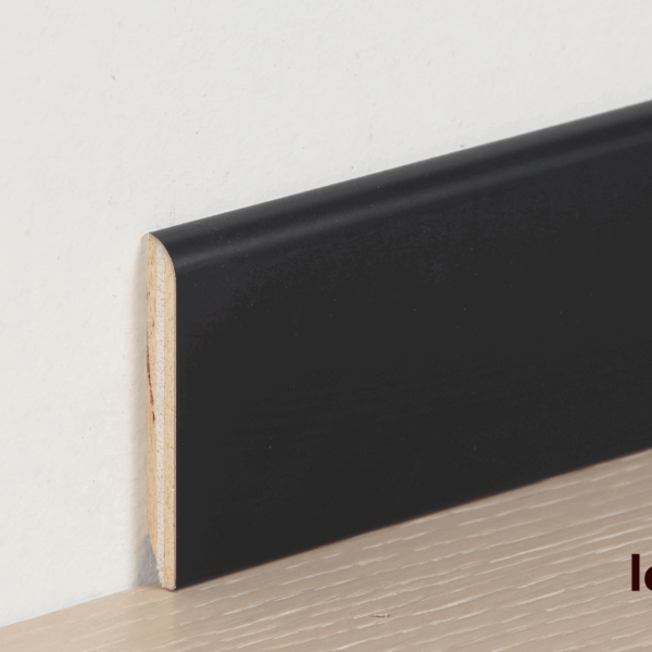 Battiscopa/zoccolino laccato nero impiallaciato legno 75 x 10 mm