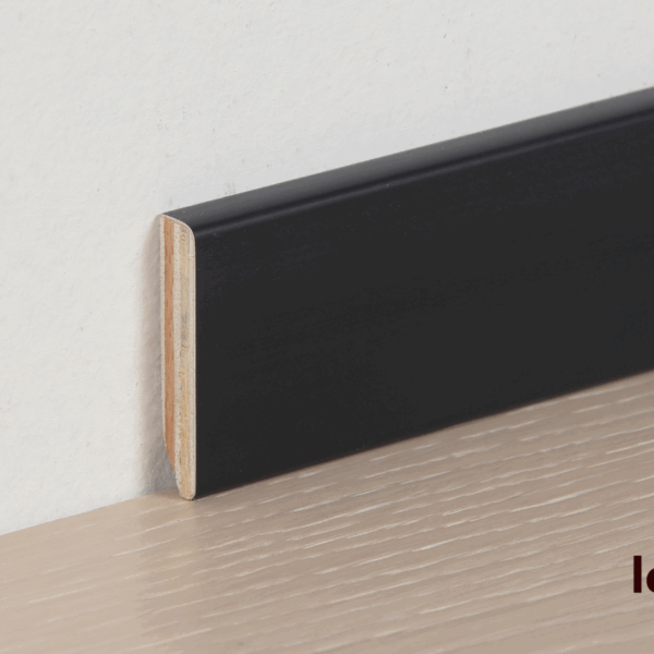 Battiscopa/zoccolino laccato nero impiallaciato legno altezza 50 mm x spessore 10 mm