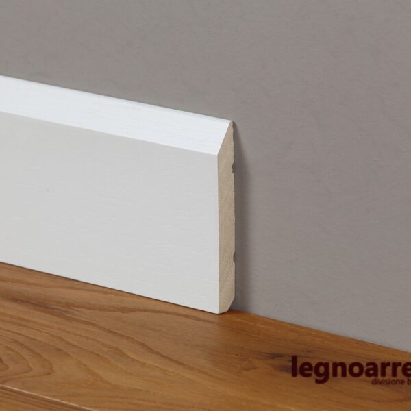 Battiscopa/zoccolino Ducale laccato bianco in legno massello di Ayous stile moderno 100 x 13 mm Roma Milano